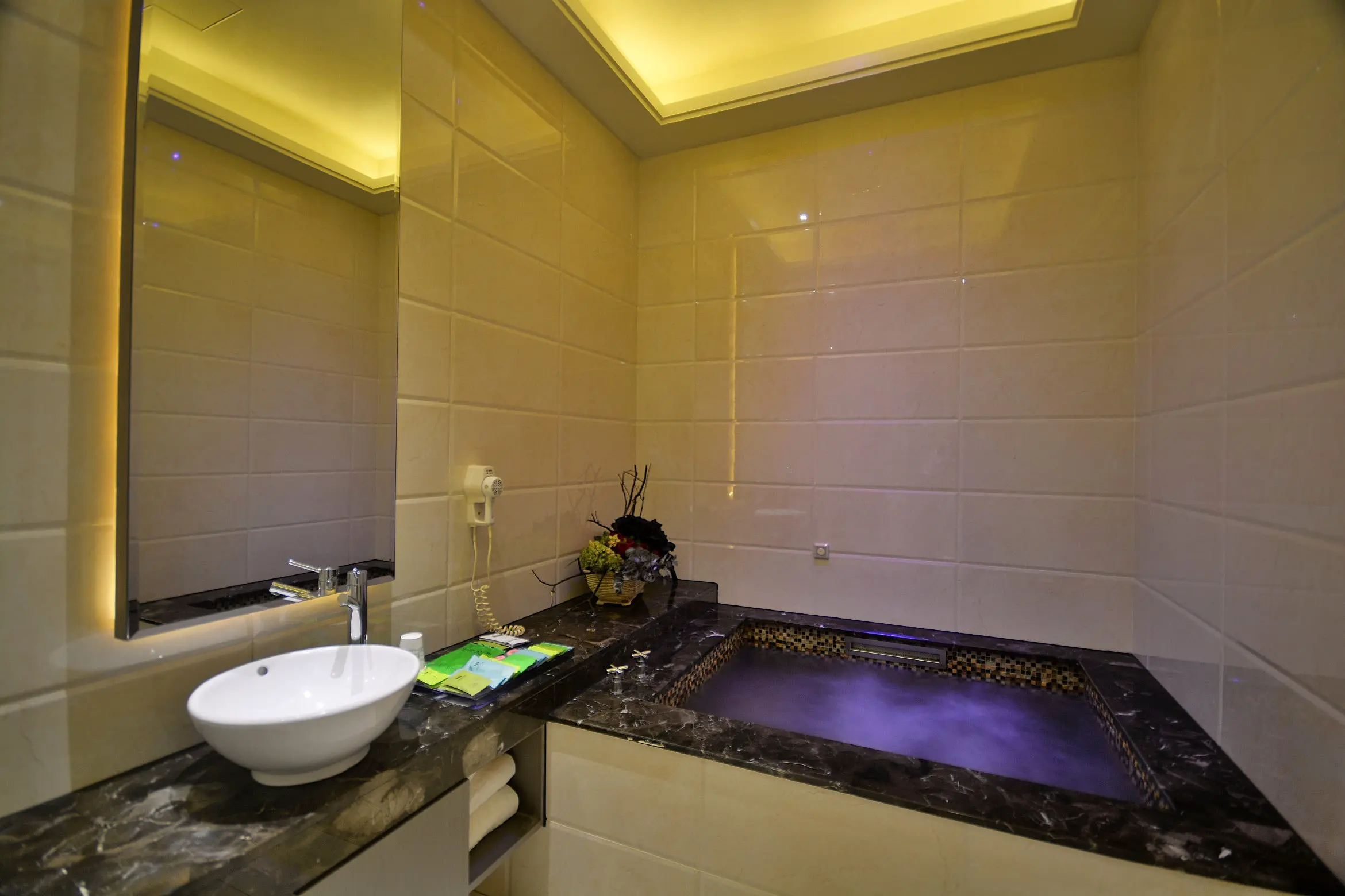 溫馨家庭房18:00